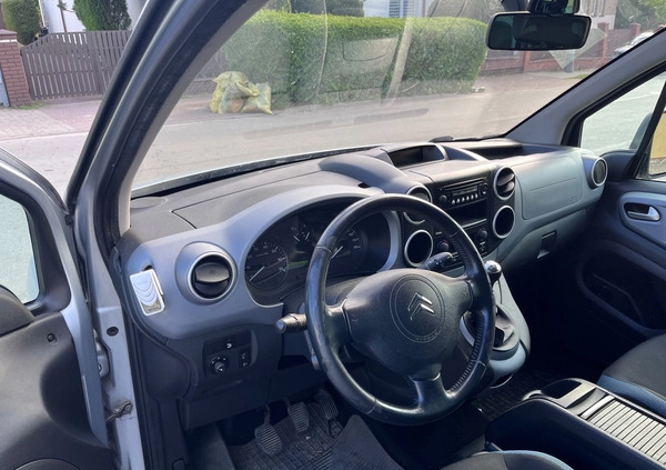 Citroen Berlingo cena 23247 przebieg: 292000, rok produkcji 2012 z Kielce małe 154